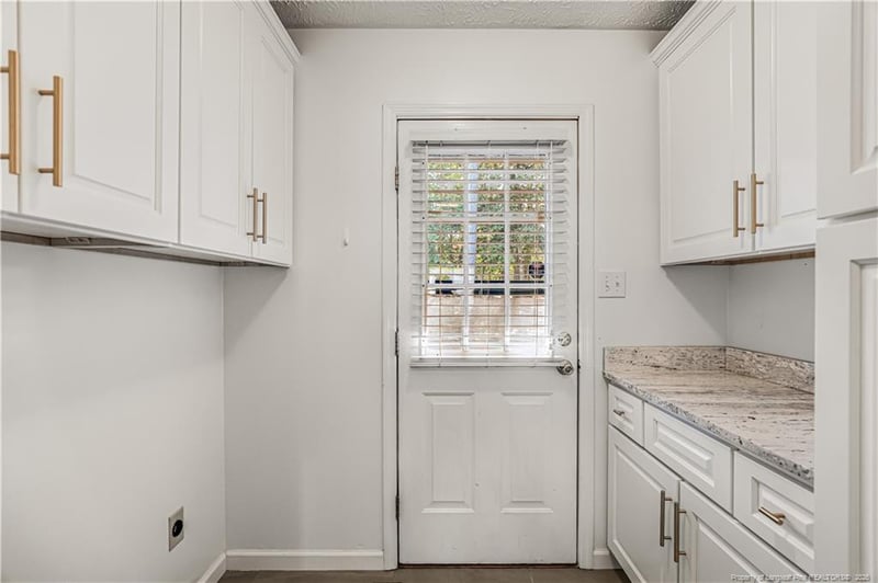 117 Villa Dr, Fayetteville, NC 28311