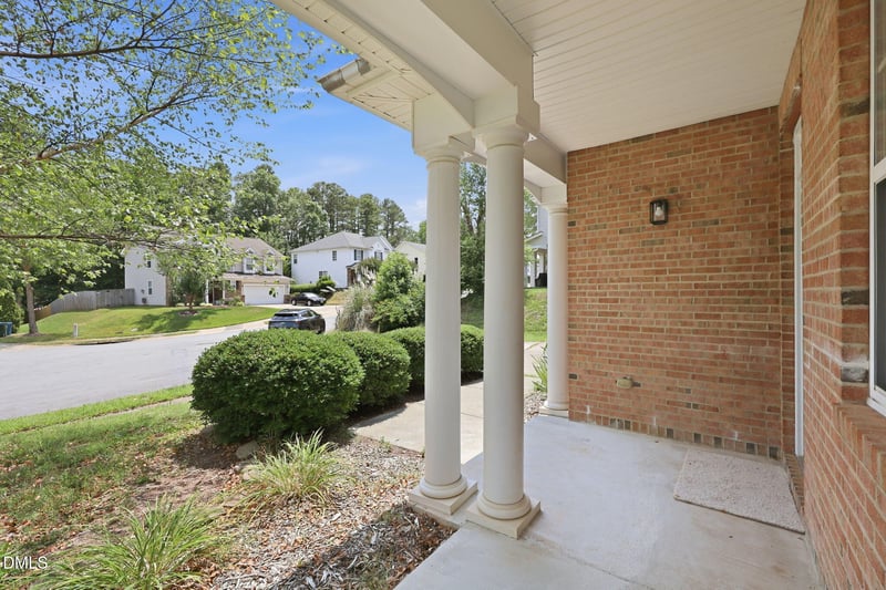 117 Woodtrellis Ct, Durham, NC 27703