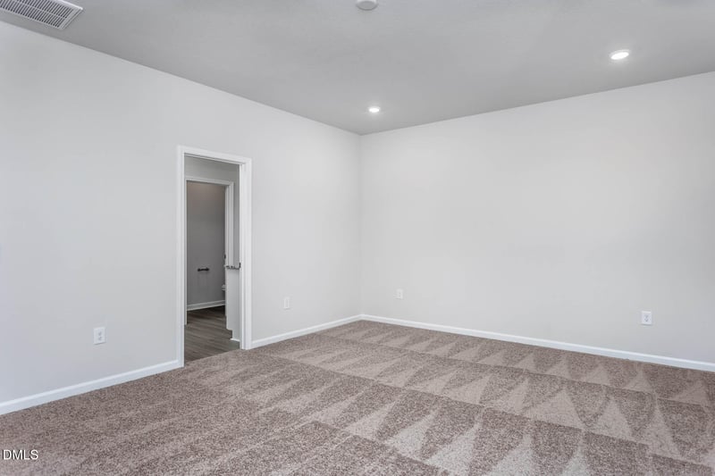 11714 International Dr, Middlesex, NC 27557