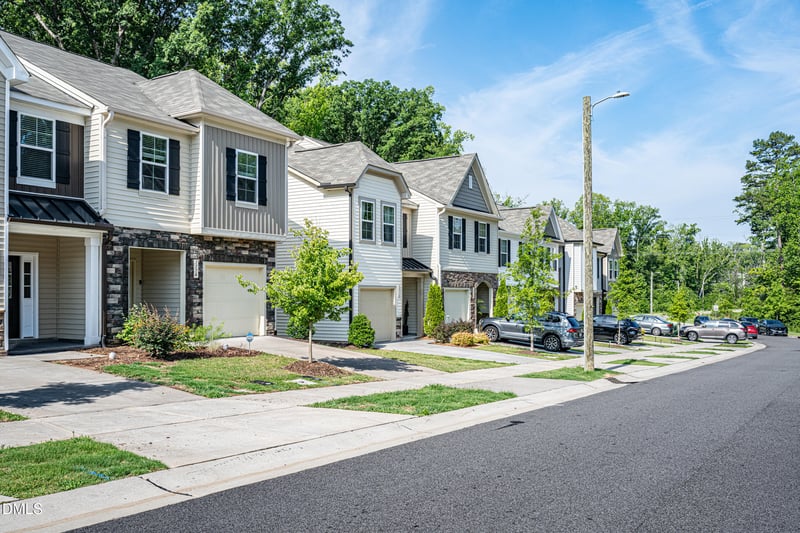 1174 Channel Drop Dr, Durham, NC 27703