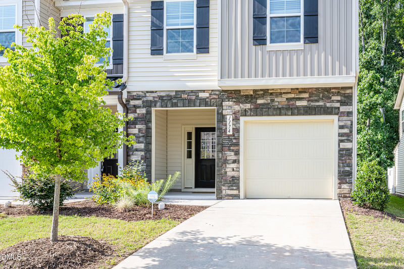 1174 Channel Drop Dr, Durham, NC 27703