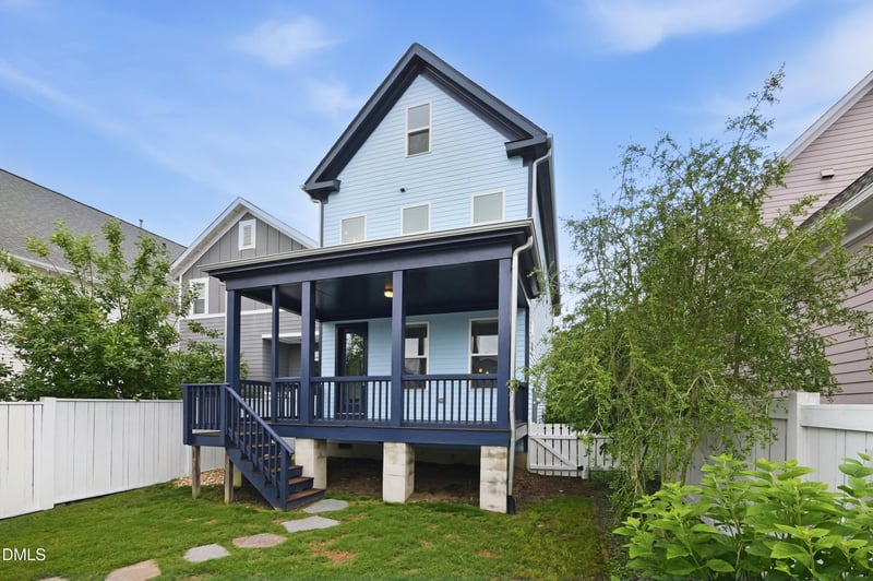 118 Rock Ledge Dr, Chapel Hill, NC 27516