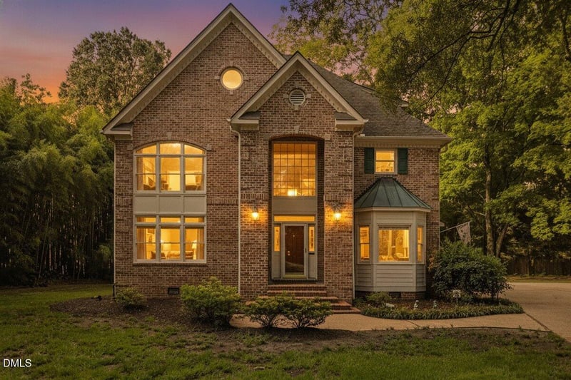 118 E Walnut Ave, Wake Forest, NC 27587
