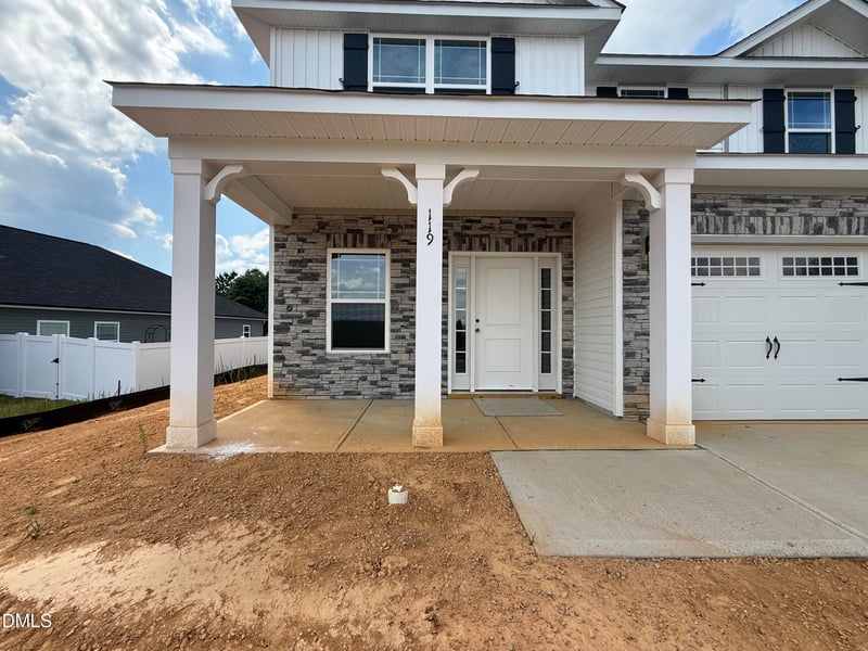 119 Decatur Dr, Fuquay Varina, NC 27526