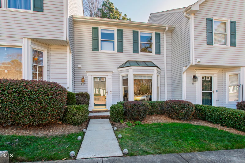 119 S Mclean Ct, Cary, NC 27513