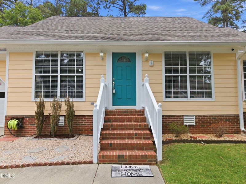 119 Trailview Dr, Cary, NC 27513