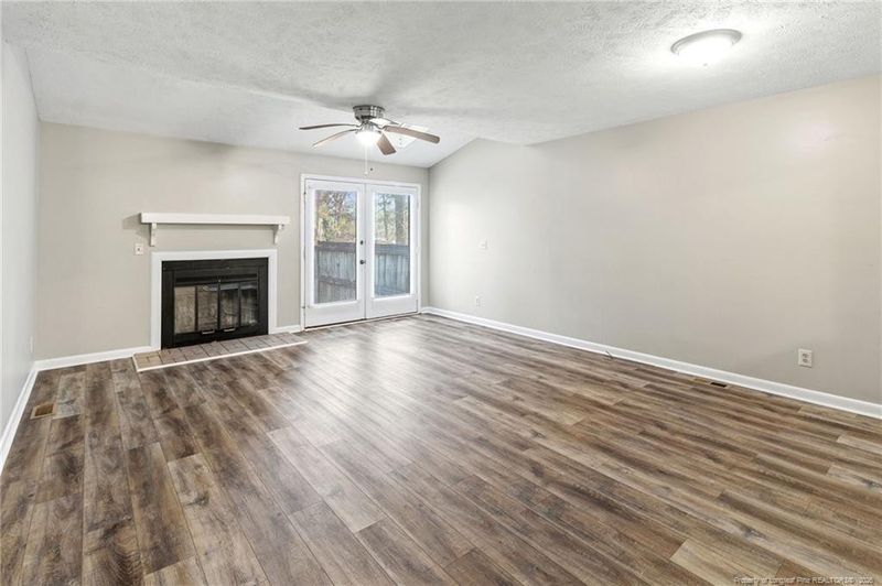 1190 Wrenwood Ct, Fayetteville, NC 28303