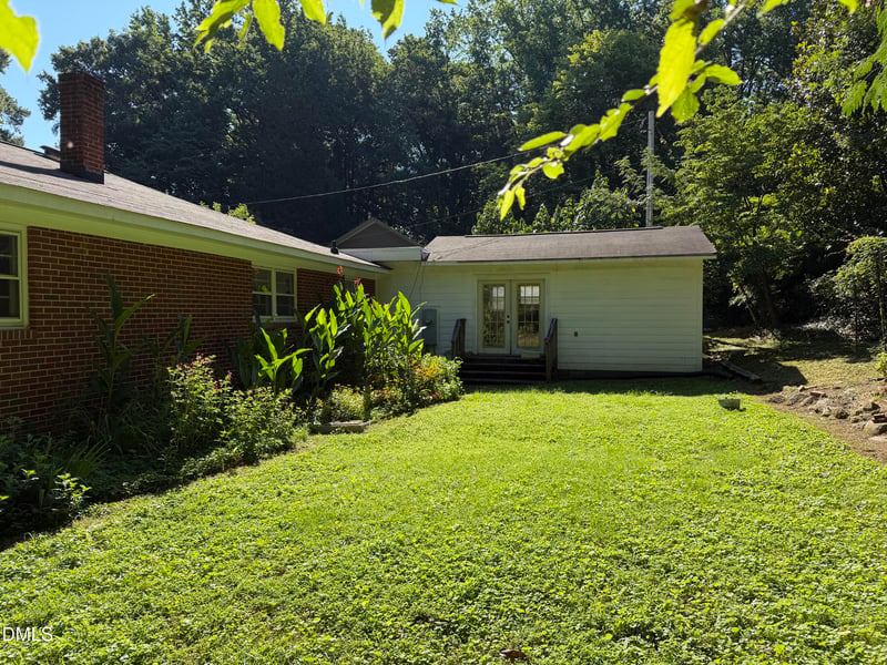 12 S Circle Dr, Chapel Hill, NC 27516