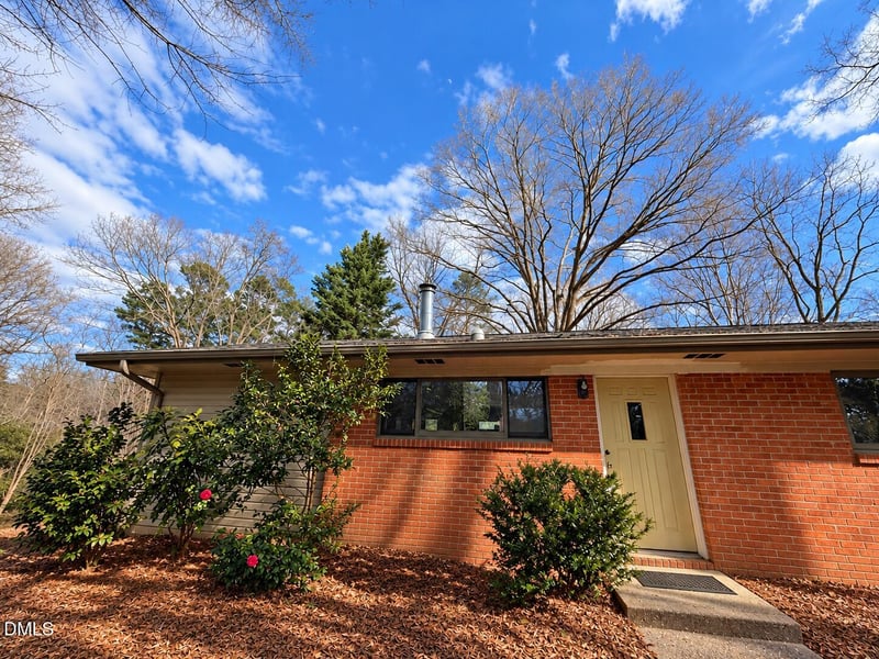 12 Ellen Pl, Chapel Hill, NC 27514