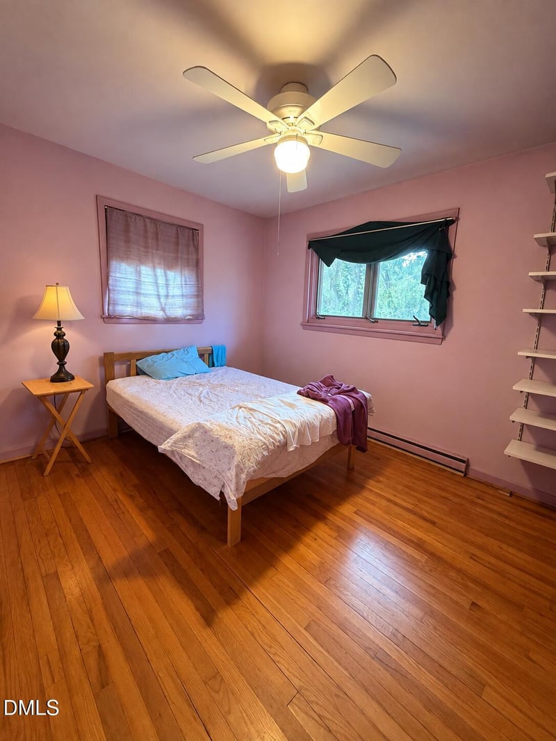 12 Ellen Pl, Chapel Hill, NC 27514