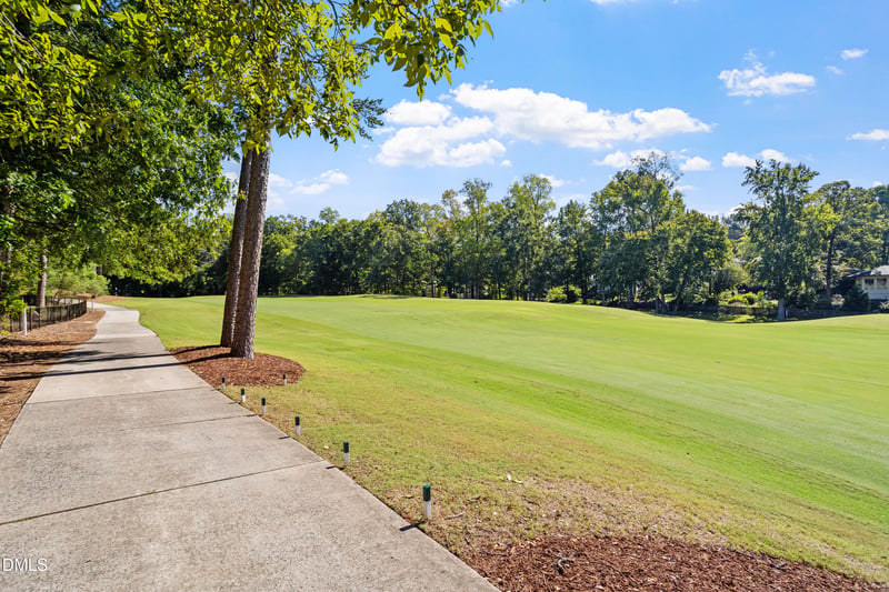 120 Donegal Dr, Chapel Hill, NC 27517