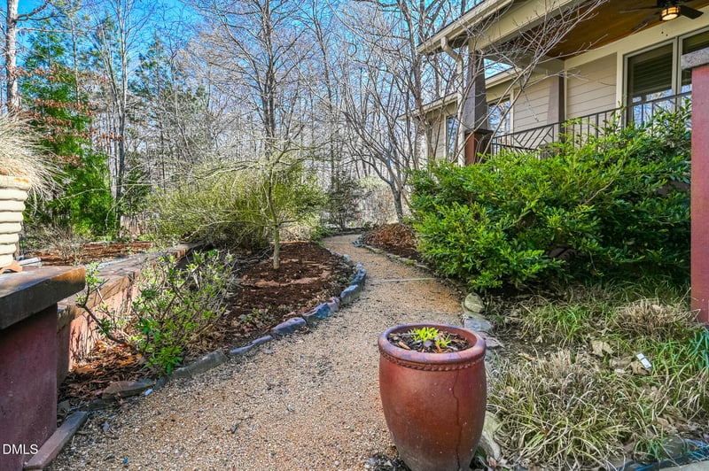 120 Little Doe Ln, Mebane, NC 27302