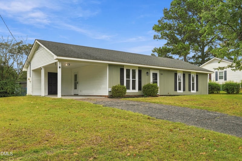 120 Mars Dr, Dunn, NC 28334