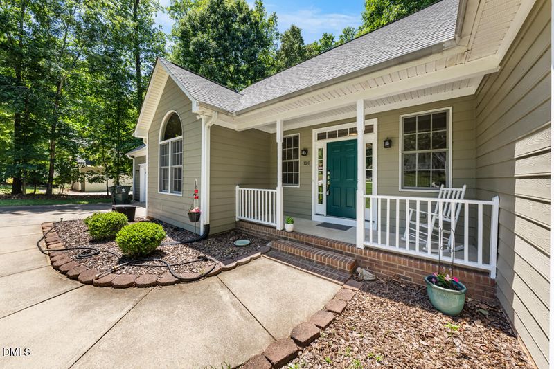 120 Prescott Dr, Durham, NC 27712