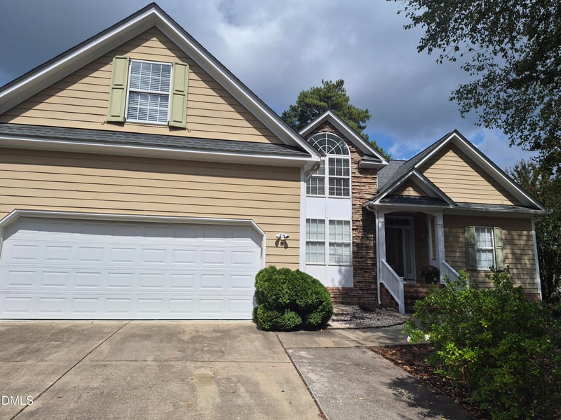 1200 Secotan Pl, Fuquay Varina, NC 27526