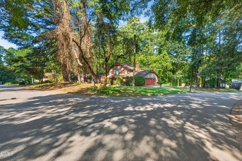 1202 Wellington Ln, Cary, NC 27511