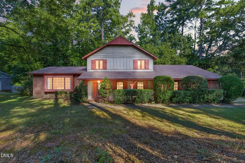 1202 Wellington Ln, Cary, NC 27511