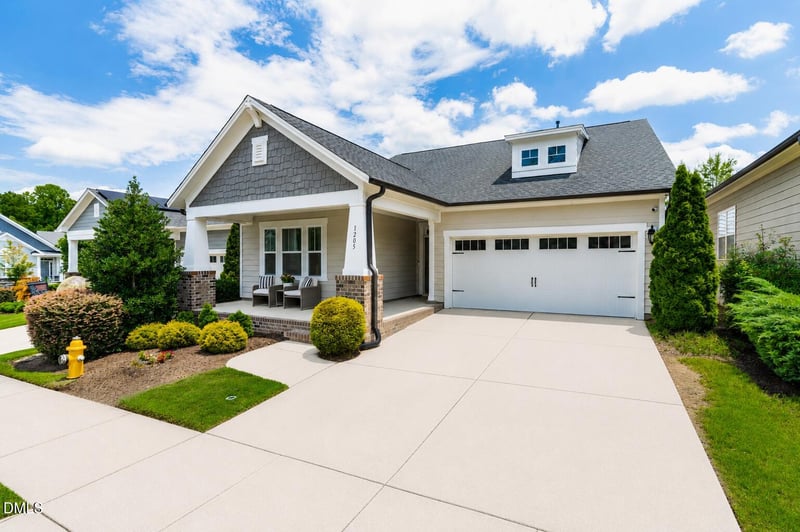 1205 Elk Falls Dr, Wendell, NC 27591