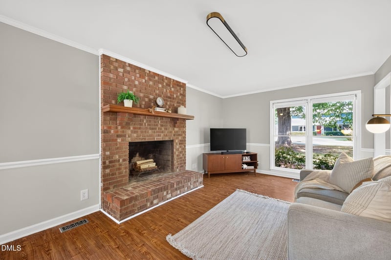 1206 Little Acres Dr, Durham, NC 27713