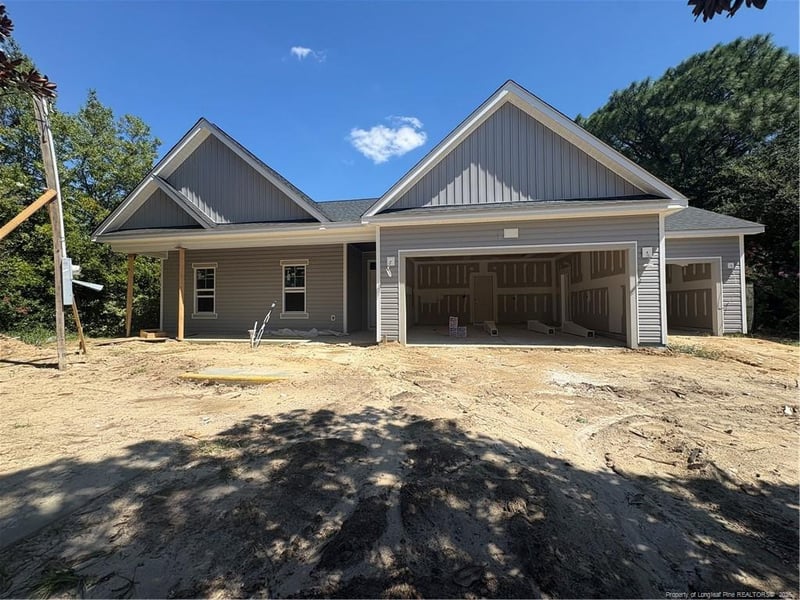 1207 Wentworth Pl, Fayetteville, NC 28304