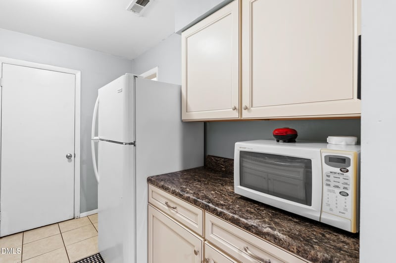 1208 Schaub Dr #C, Raleigh, NC 27606