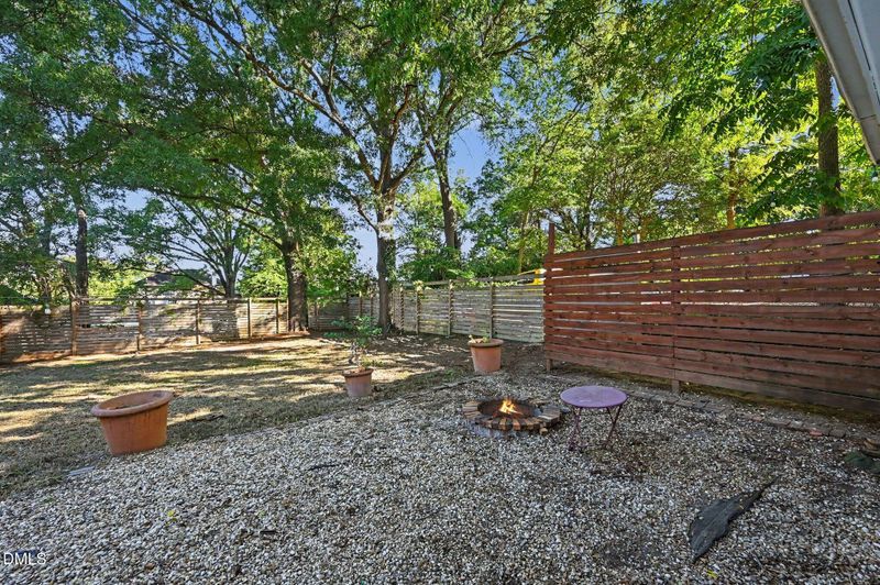 1209 Eva St, Durham, NC 27703
