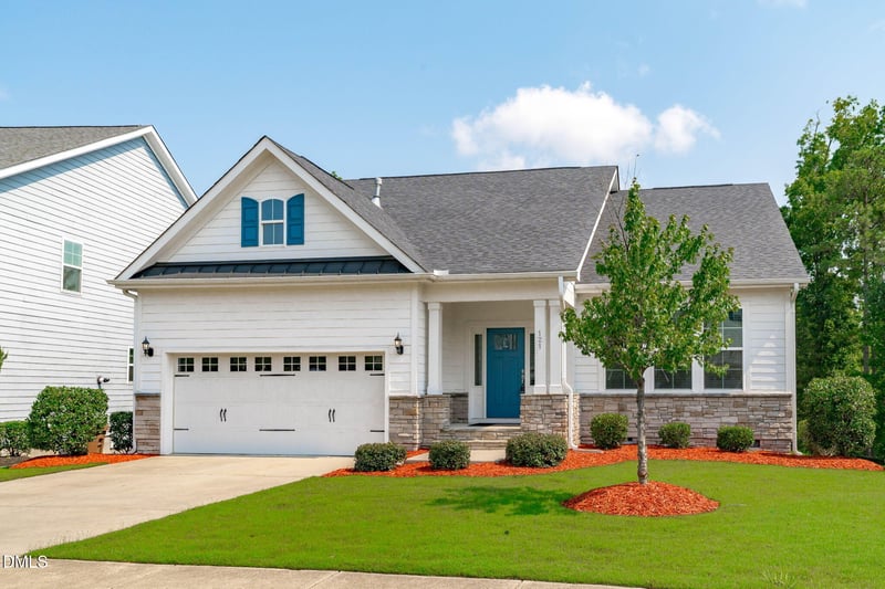 121 Cahors Trl, Holly Springs, NC 27540