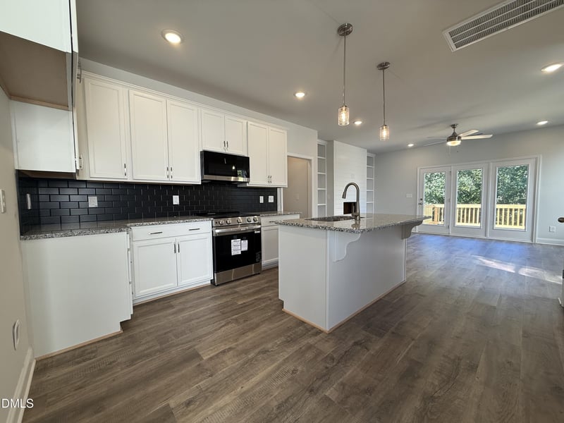 121 Cinnabar St, Clayton, NC 27527