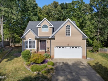 121 Dutch Hill Rd, Holly Springs, NC 27540