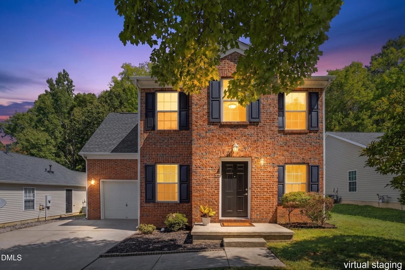 121 Evening Star Dr, Apex, NC 27502