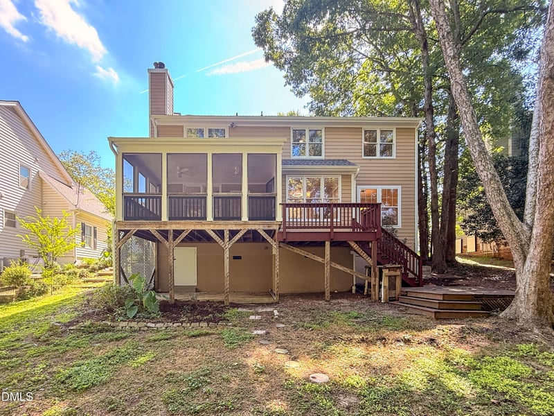 121 Marquette Dr, Cary, NC 27513