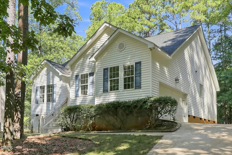 121 Rawhide Dr, Louisburg, NC 27549