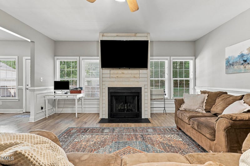 121 Rawhide Dr, Louisburg, NC 27549