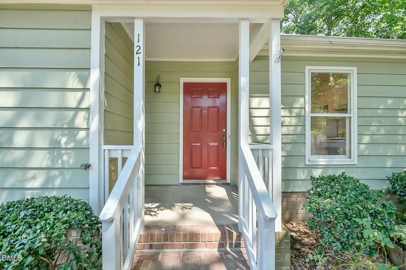 121 Weathersfield Dr, Durham, NC 27713