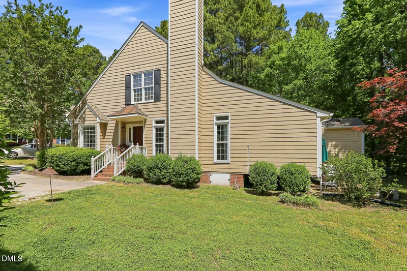 1210 Cranebridge Pl, Chapel Hill, NC 27517