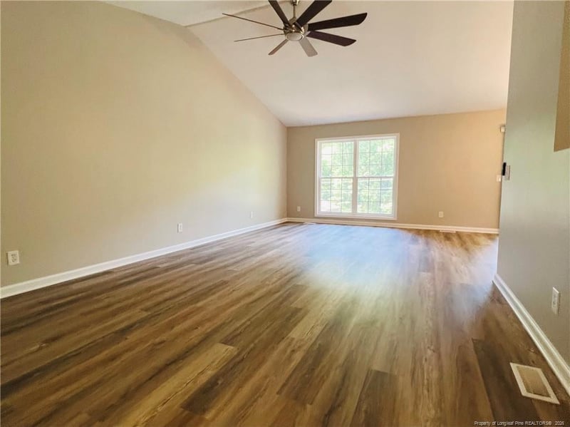 1215 Fernridge Dr, Sanford, NC 27332