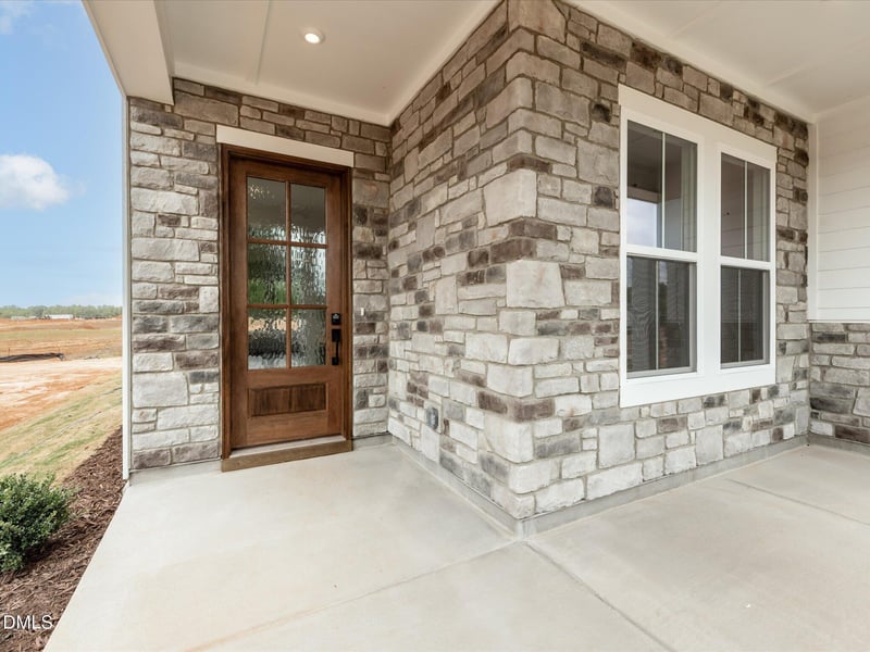1215 Shallow Spring Dr, Mebane, NC 27302