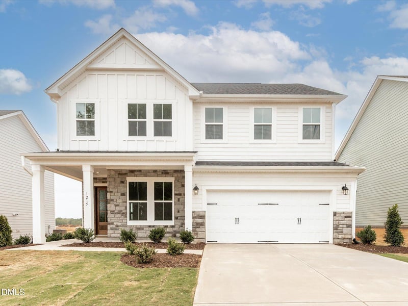 1215 Shallow Spring Dr, Mebane, NC 27302