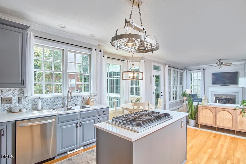 1216 E Pointe Dr, Durham, NC 27712
