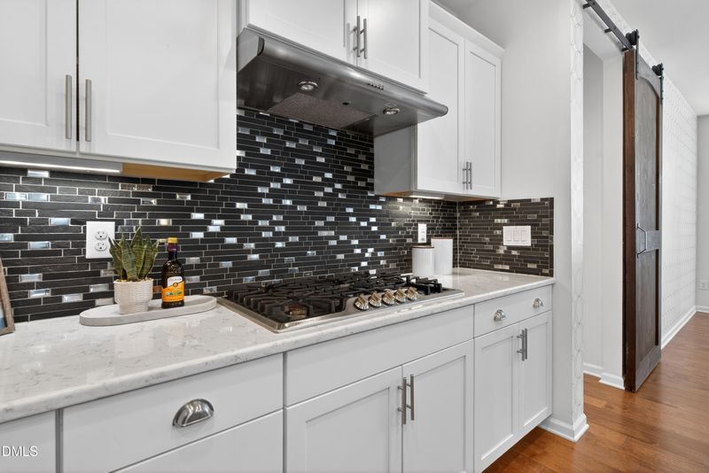 1217 Pulitzer Ln, Durham, NC 27703