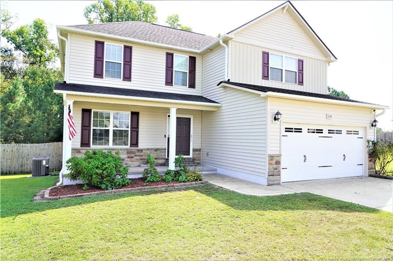 1218 Geese Ct, Hope Mills, NC 28348
