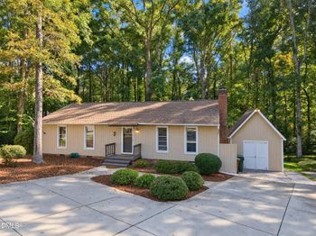 1219 Maybole Ct, Cary, NC 27511