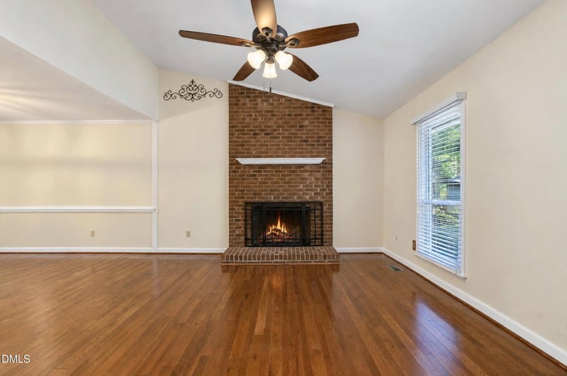 1219 Maybole Ct, Cary, NC 27511