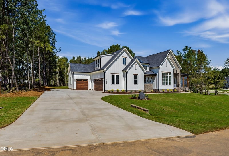 1219 Red Cedar Ct, Youngsville, NC 27596