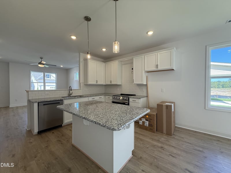122 Cinnabar St, Clayton, NC 27520