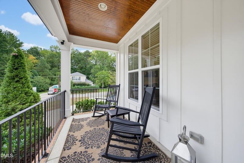 122 W Circle Dr, Cary, NC 27511