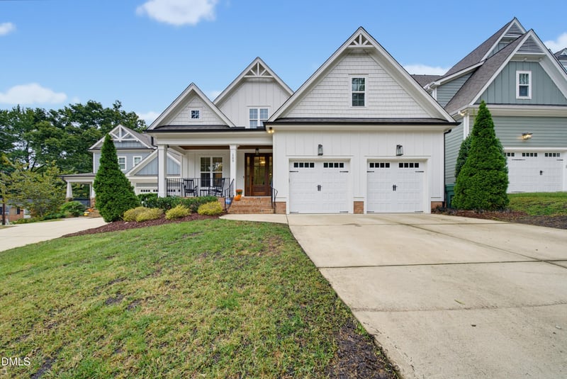 122 W Circle Dr, Cary, NC 27511