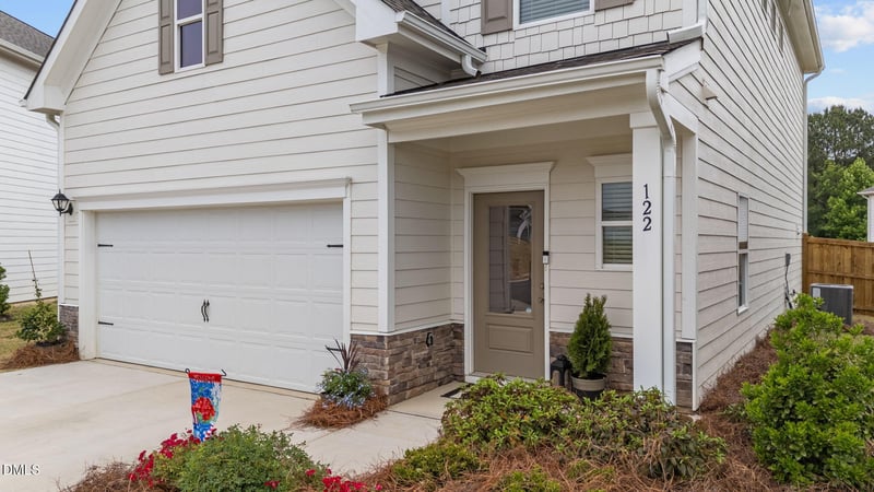 122 Commons Cir, Clayton, NC 27520