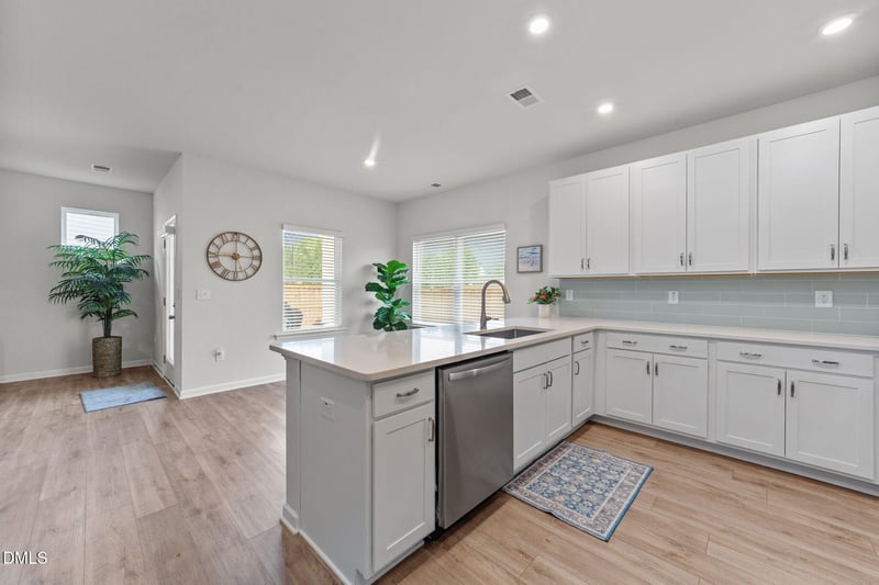 122 Commons Cir, Clayton, NC 27520