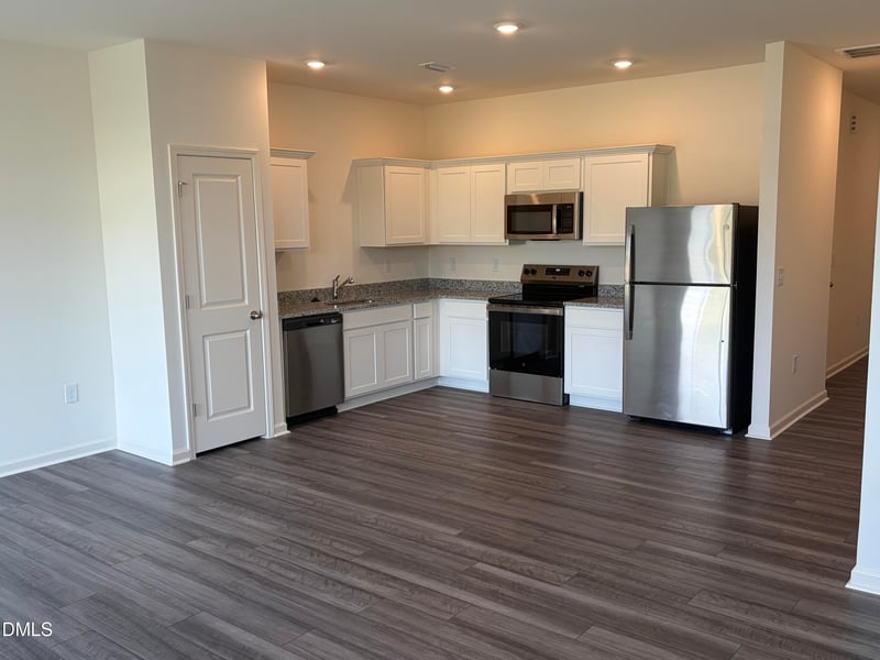 122 S Meyers Ct, Clayton, NC 27520